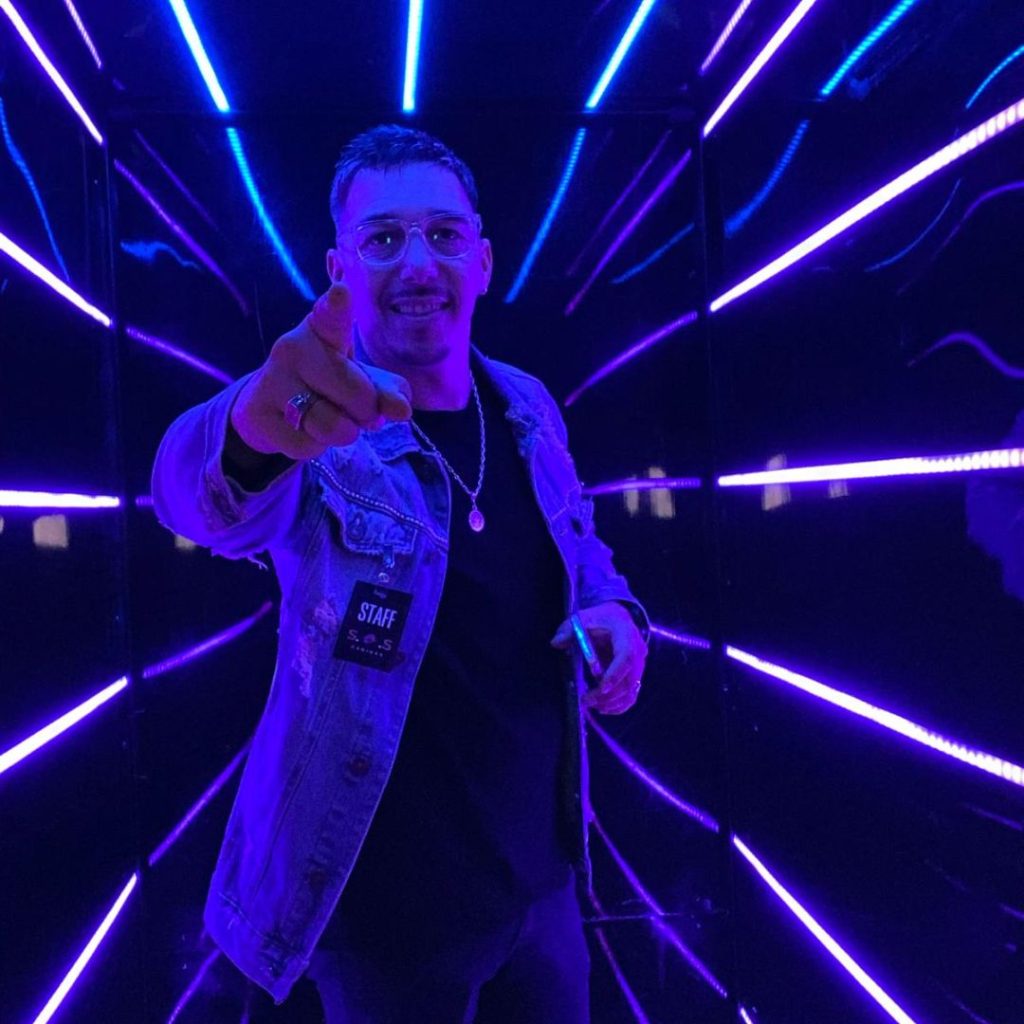 xr:d:DAGBWq7G9lI:5,j:8300557818101115794,t:24040311